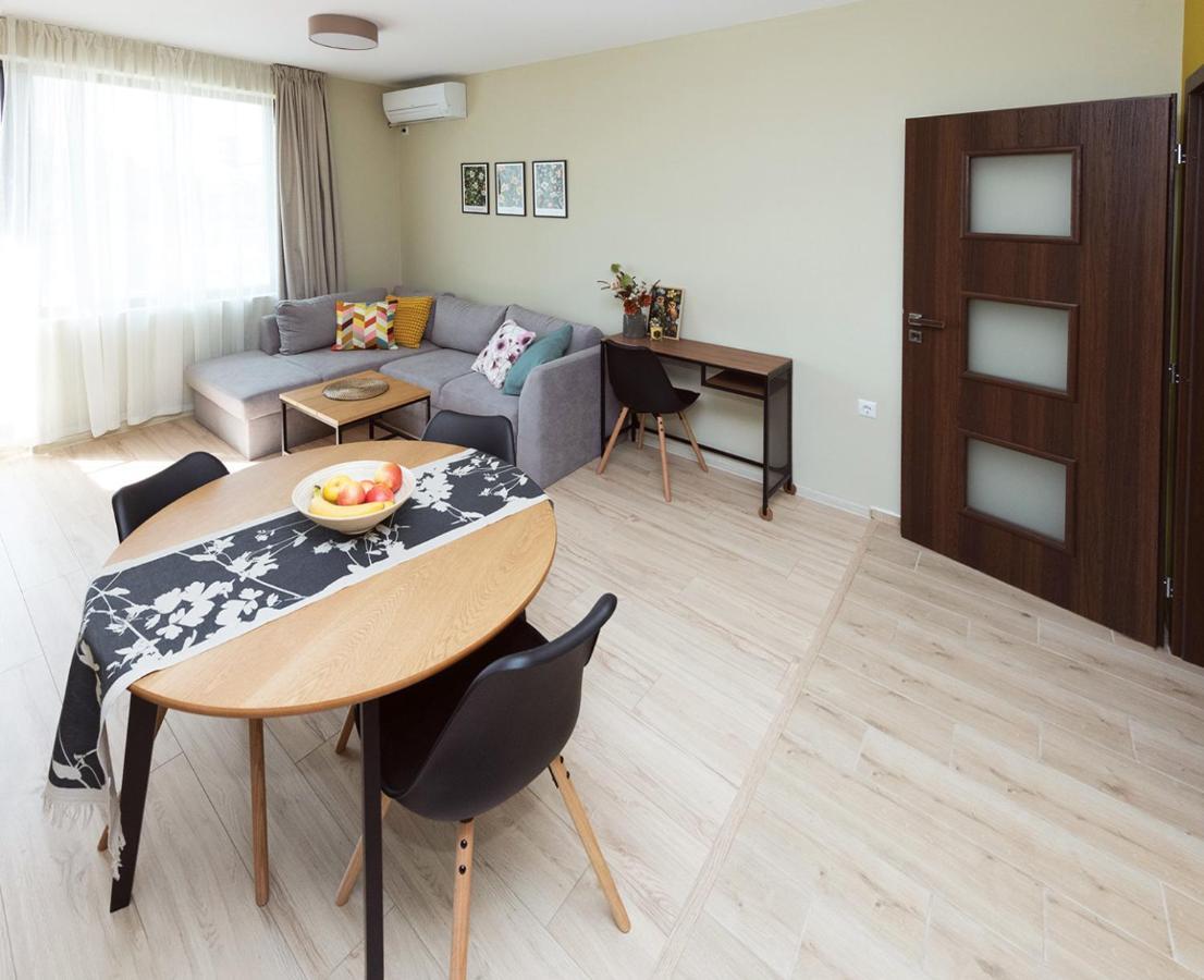 Kalina Apartment คาซานลัก ภายนอก รูปภาพ