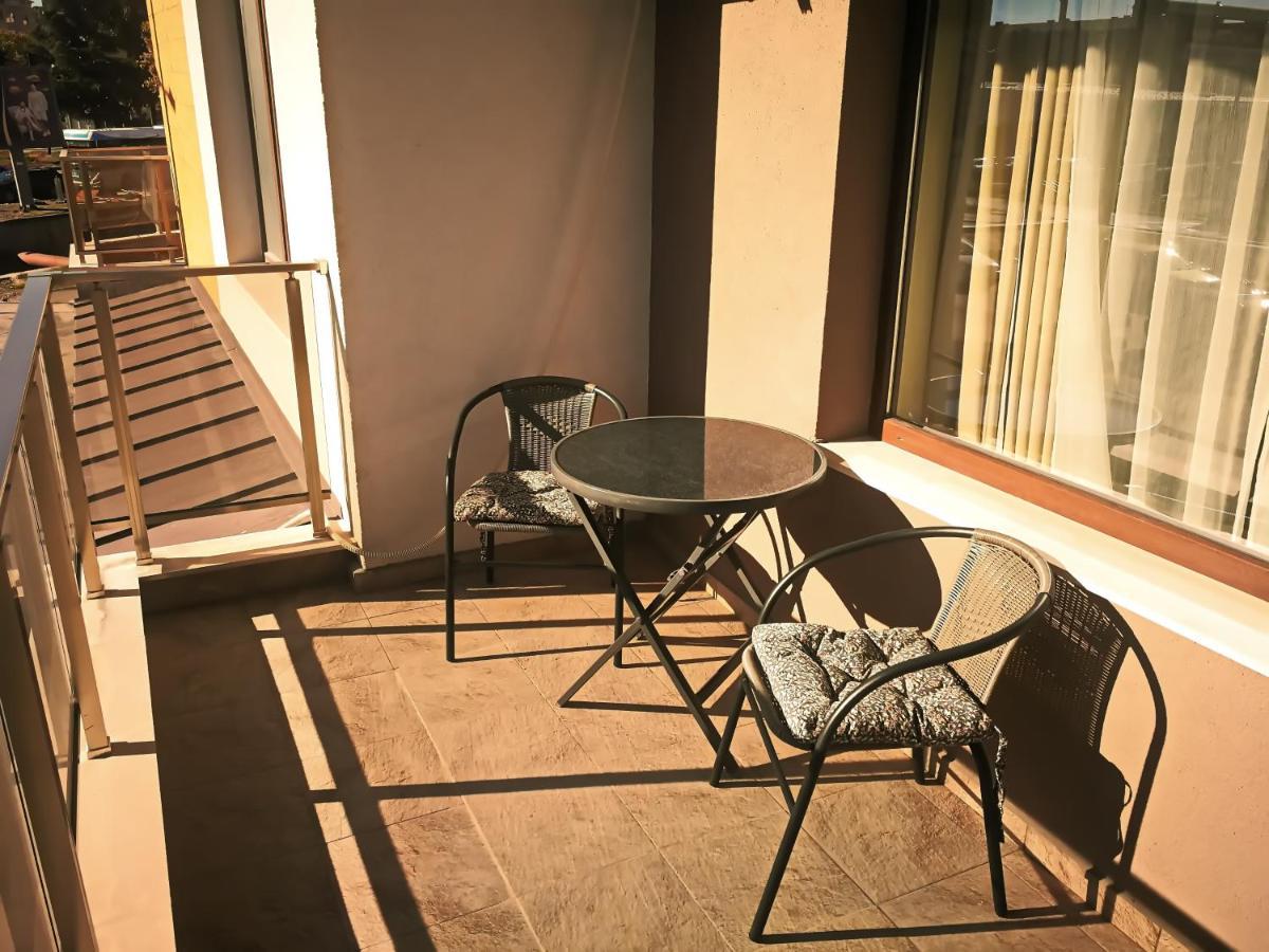 Kalina Apartment คาซานลัก ภายนอก รูปภาพ